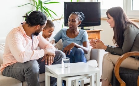 Child and family in Neuropsychological Testing session